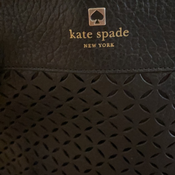 Beautiful Kate Spade Tote - Picture 2 of 6